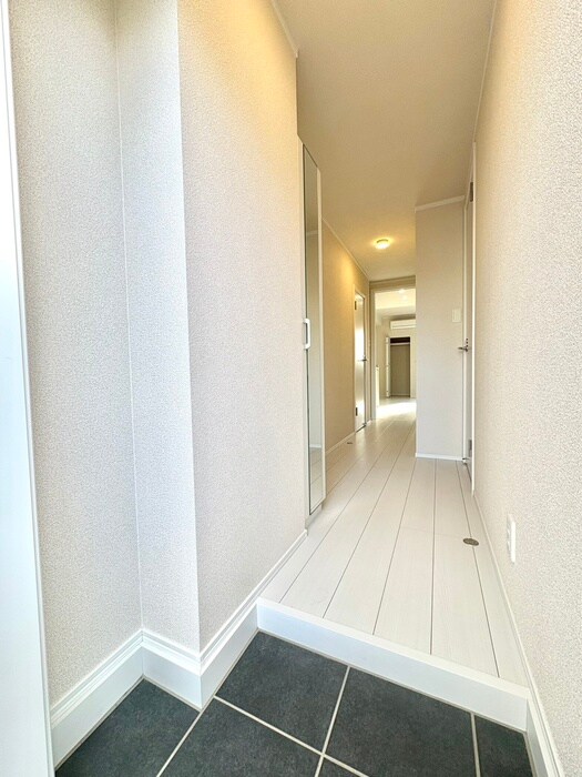 物件内観写真17　(廊下)