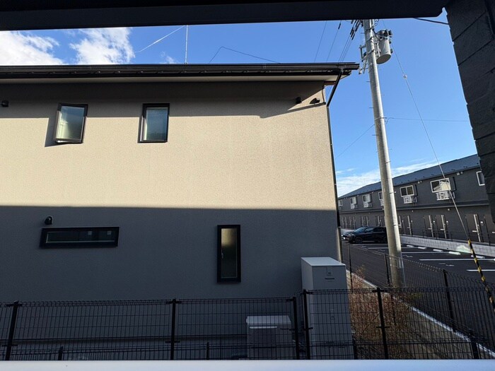 物件内観写真21　(室内からの展望)