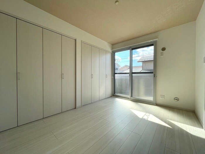 物件内観写真8　(居室)