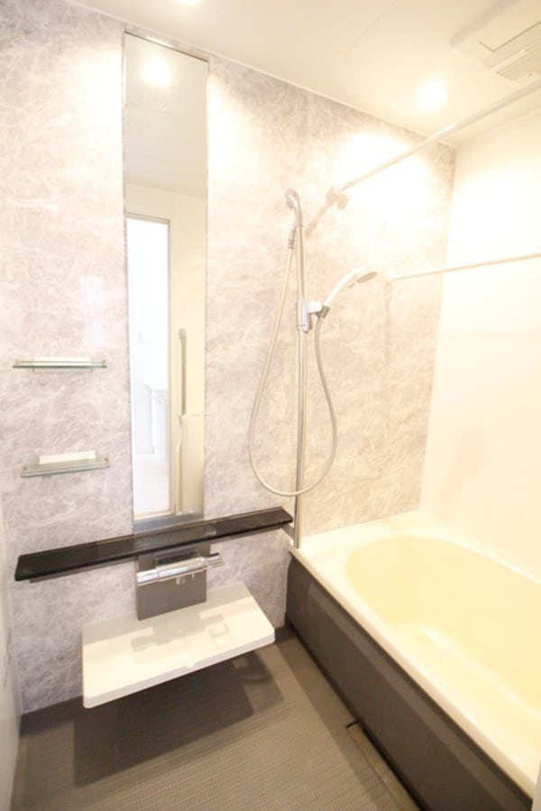 バス／シャワールーム等