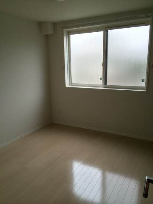 物件内観写真19　(居室)