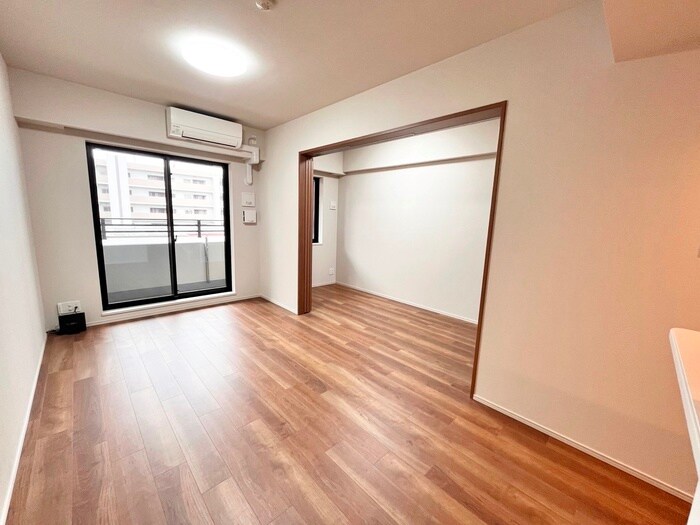 物件内観写真7　(居室)