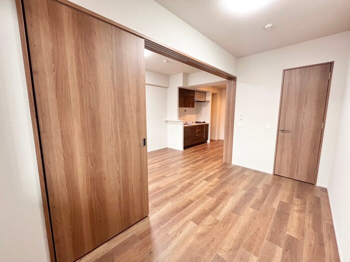 物件内観写真10　(居室)