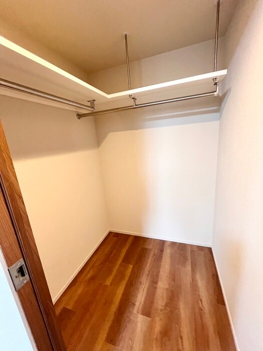 物件内観写真11　(収納)