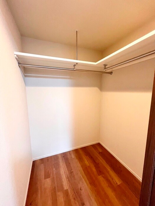 物件内観写真11　(収納)