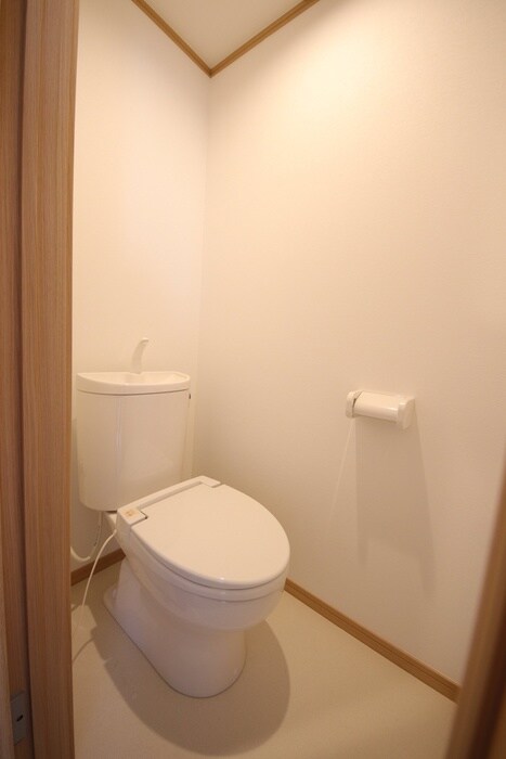 物件内観写真15　(トイレ)