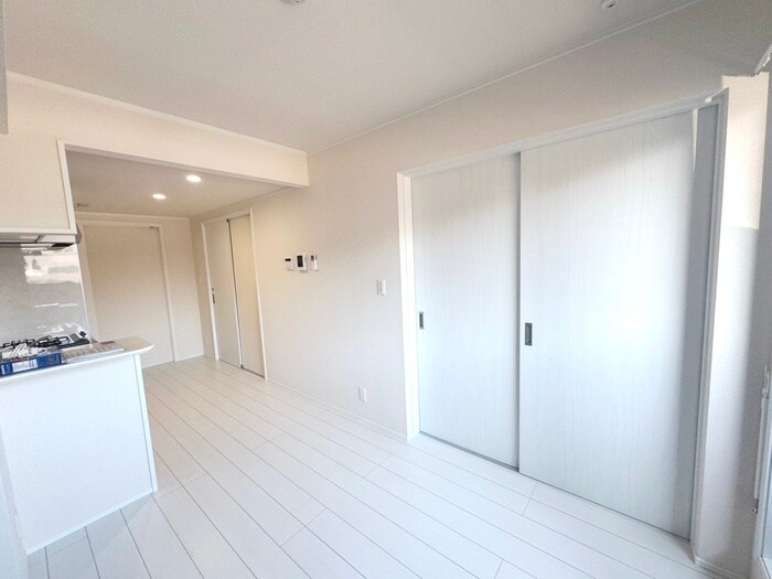 物件内観写真8　(居室)