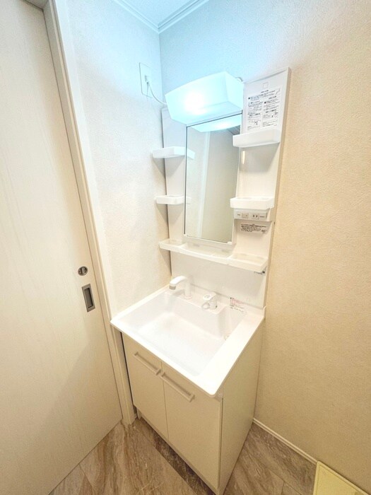 物件内観写真12　(洗面)