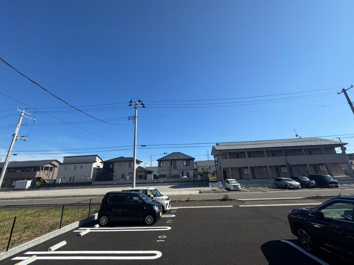 物件内観写真15　(室内からの展望)