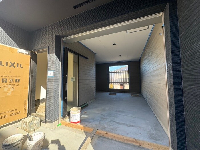 物件外観写真4　(駐車場)