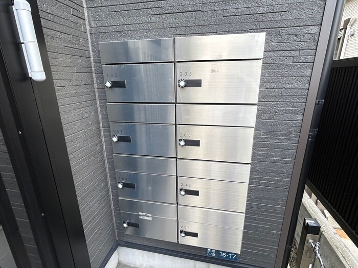 物件外観写真4　(建物設備)