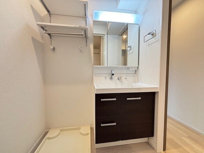 物件内観写真9　(洗面)