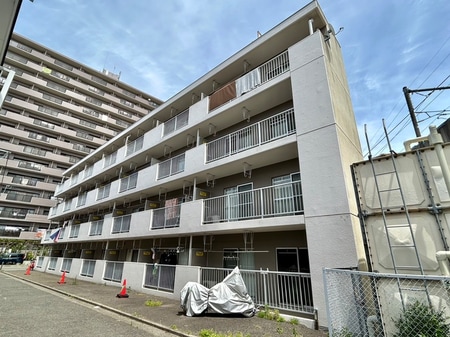 小田原深松マンション外観写真