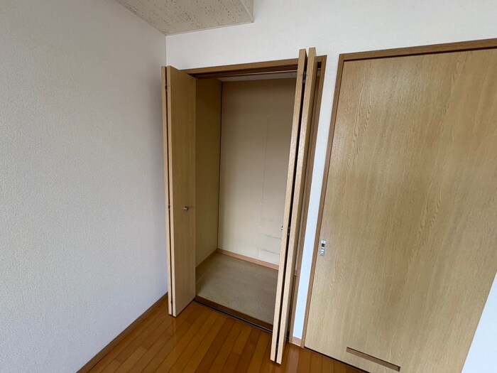 物件内観写真9　(収納)