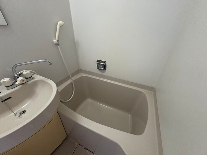 物件内観写真10　(バス／シャワールーム等)