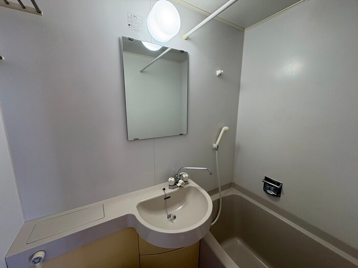 物件内観写真11　(洗面)