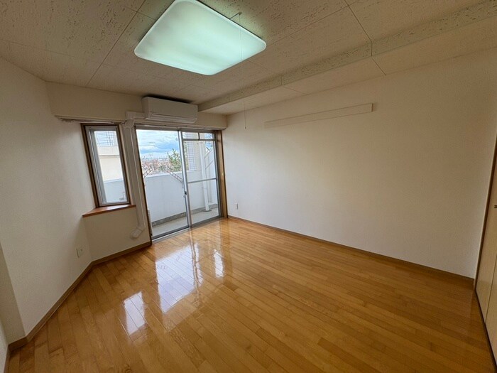 物件内観写真18　(居室)