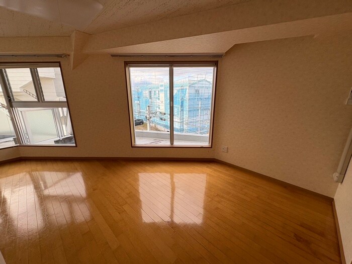 物件内観写真18　(居室)