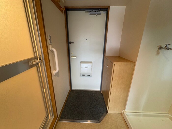 物件内観写真20　(玄関)