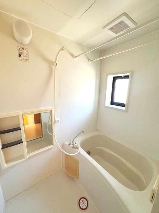 物件内観写真12　(バス／シャワールーム等)