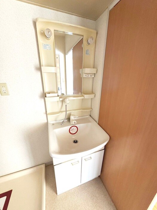 物件内観写真14　(洗面)