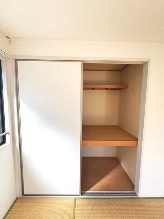 物件内観写真21　(収納)