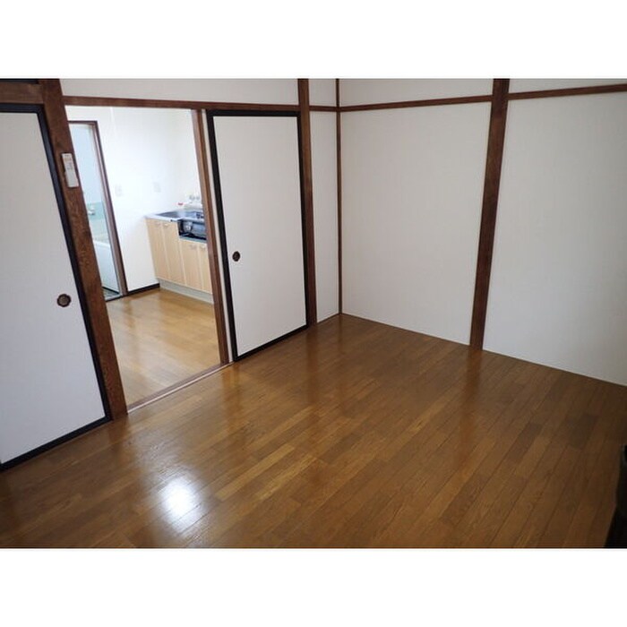 物件内観写真1　(居室)