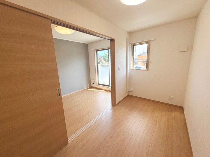 物件内観写真9　(居室)
