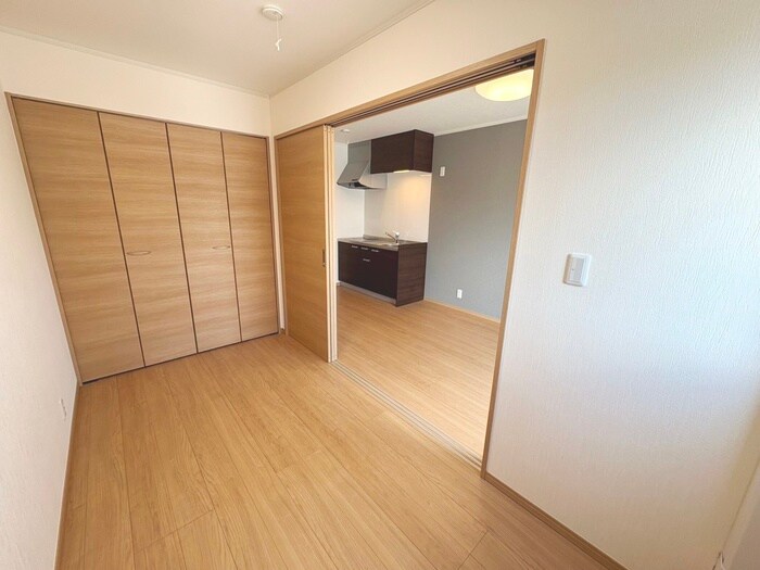 物件内観写真10　(居室)