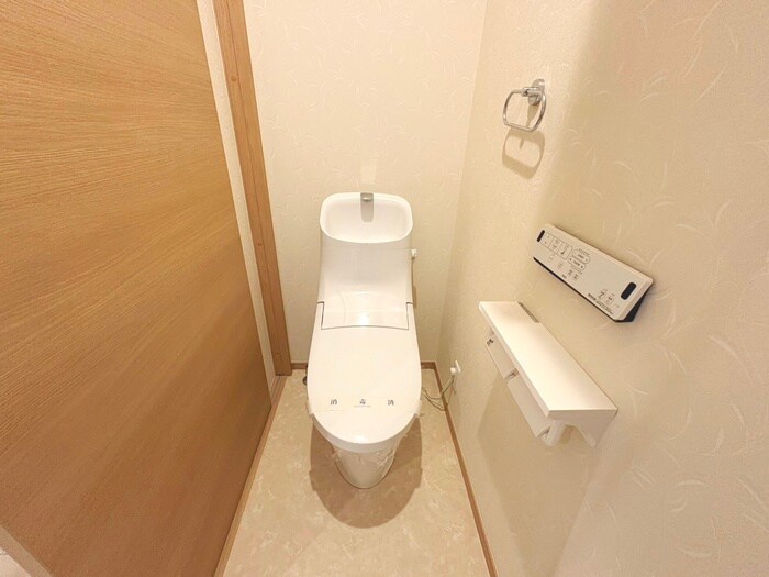 物件内観写真15　(トイレ)