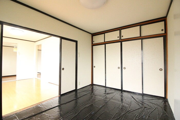 物件内観写真9　(居室)