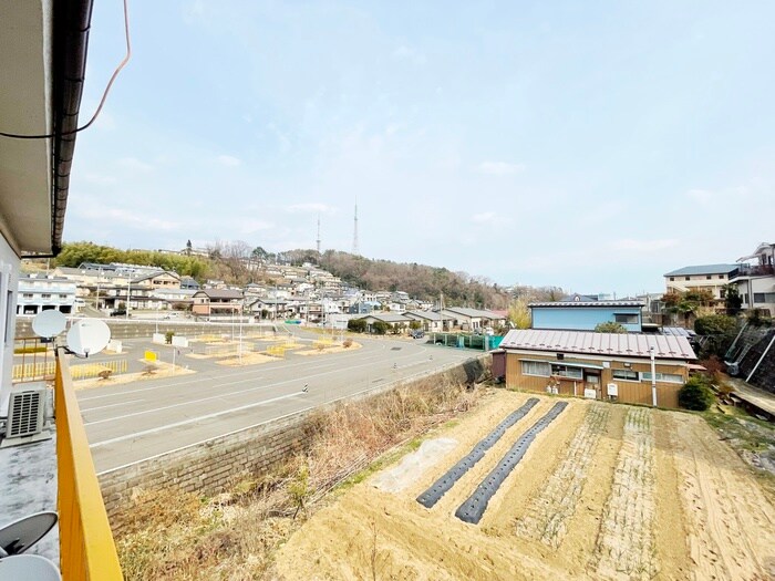 物件内観写真22　(室内からの展望)