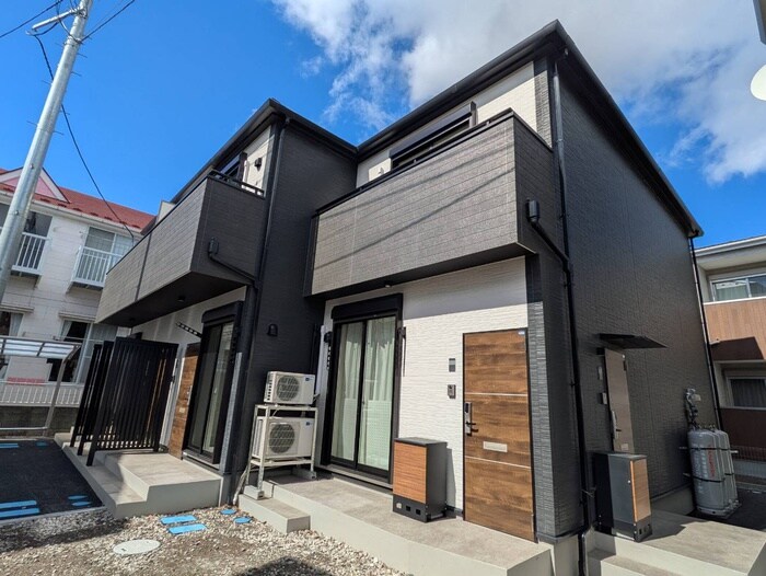 物件外観写真1　(外観写真)