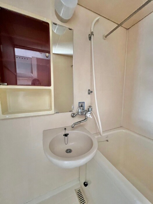 物件内観写真15　(洗面)