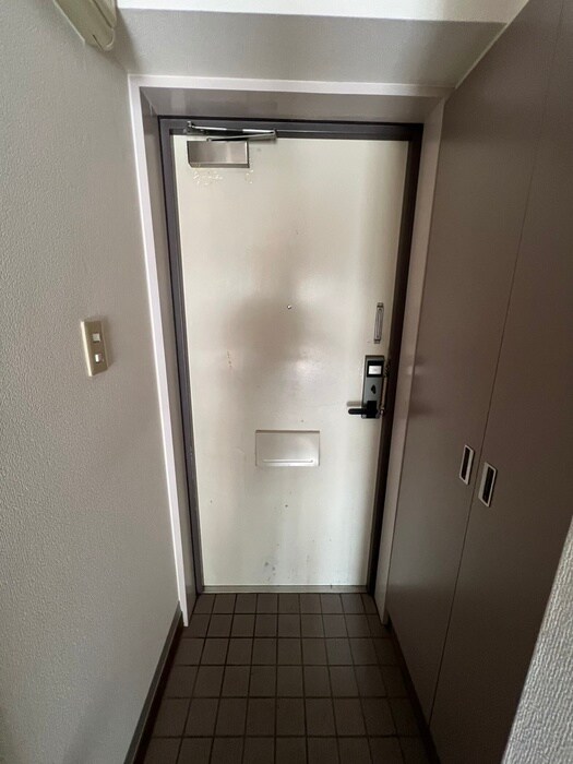 物件内観写真22　(玄関)