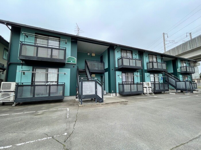 物件外観写真2　(外観写真)