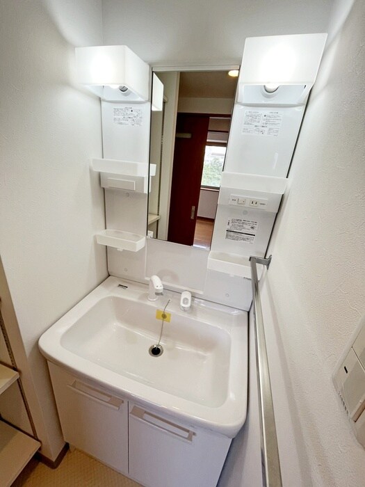 物件内観写真11　(洗面)