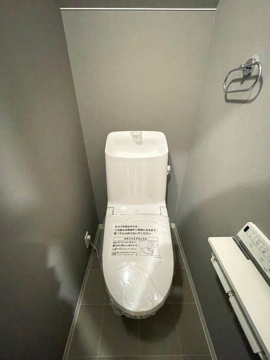 物件内観写真13　(トイレ)