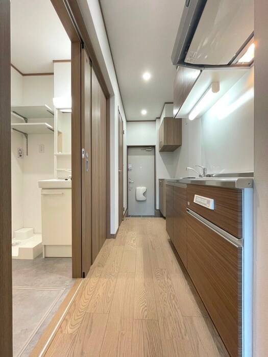 物件内観写真17　(廊下)