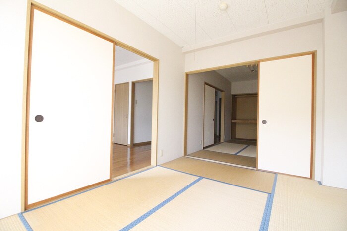 物件内観写真9　(居室)