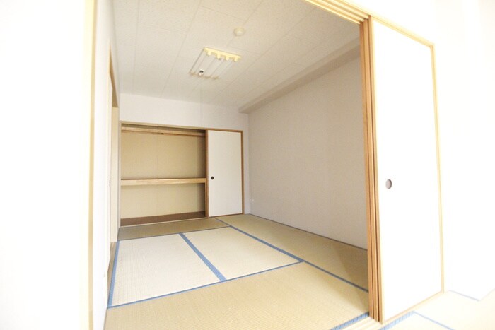 物件内観写真11　(居室)