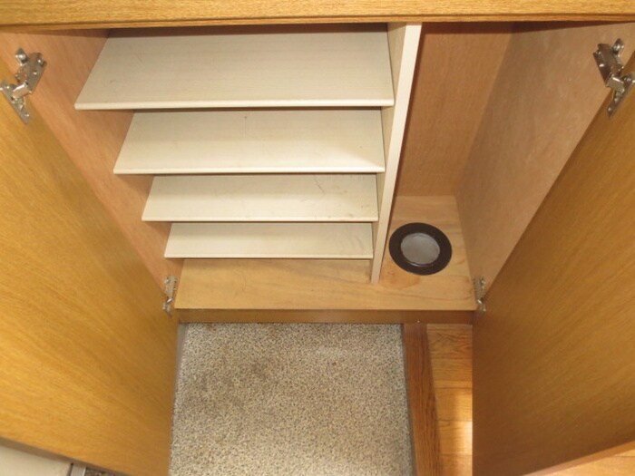 物件内観写真8　(靴箱)