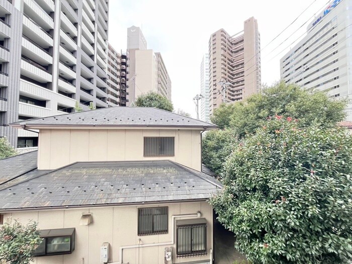 物件内観写真22　(室内からの展望)