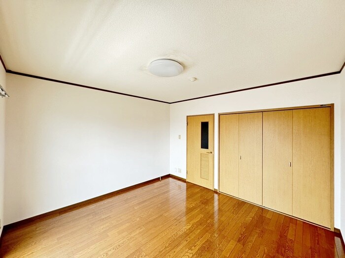 物件内観写真19　(居室)