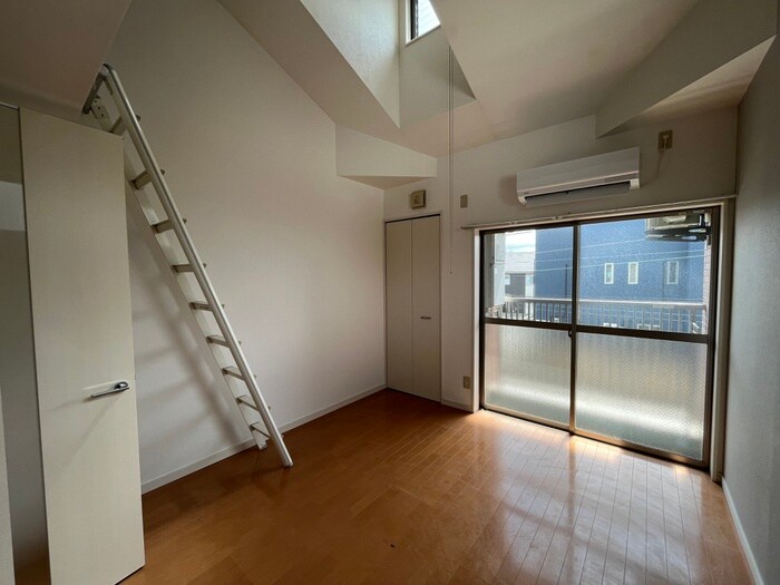 物件内観写真7　(居室)