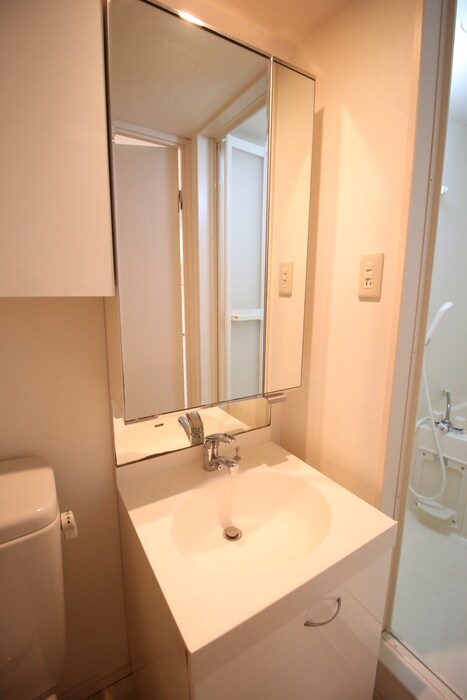 物件内観写真15　(洗面)