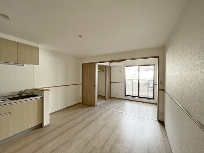 物件内観写真7　(居室)