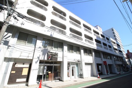 第三ショ－ケ－ビル外観写真