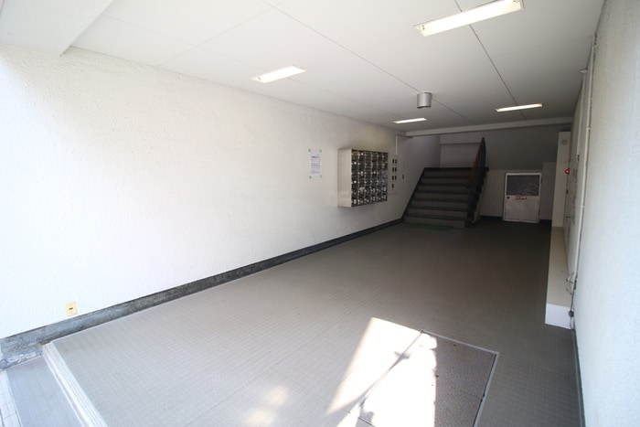 第三ショ－ケ－ビルのエントランス部分