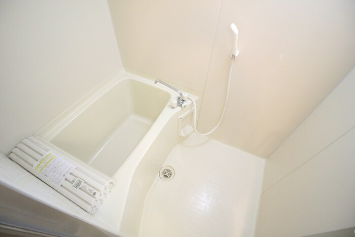 第三ショ－ケ－ビルのバス